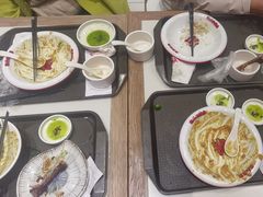 -大食代美食广场(上海中心店)