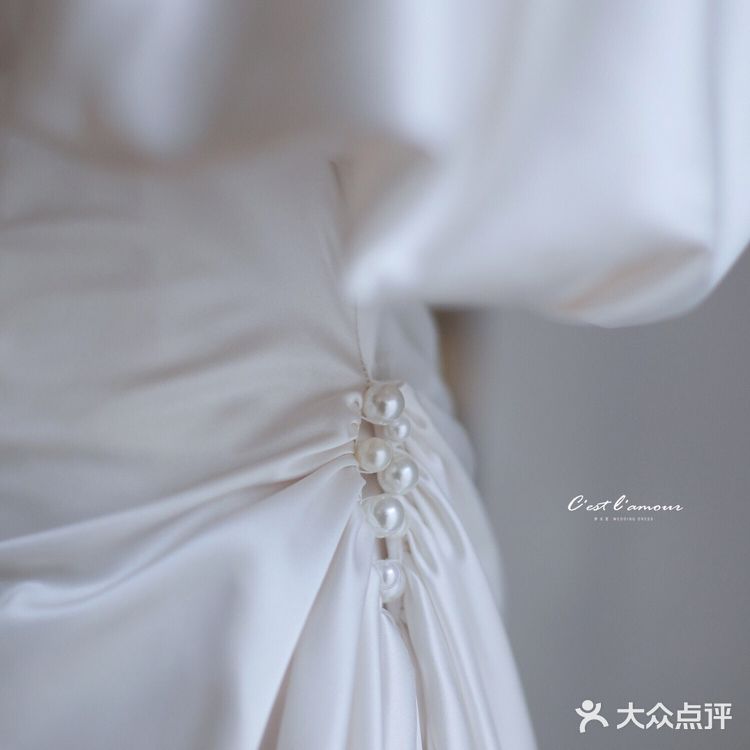 纱木屋上新 | 带有宫廷感的少女系婚纱