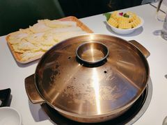 -烹然四季椰子鸡火锅(姚家园万象汇店)
