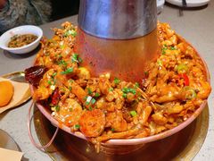 -老佛爷铜炉蛙锅(东门老街店)