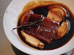 鲍鱼红烧肉-荣轩(新荣记环球金融中心店)