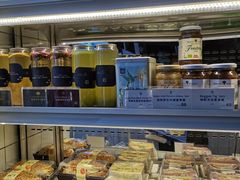 面包甜点陈列柜-黑草莓(重庆路店)
