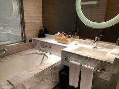 -上海中航虹桥机场泊悦酒店