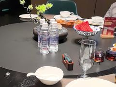 -忆江南·临江鱼馆