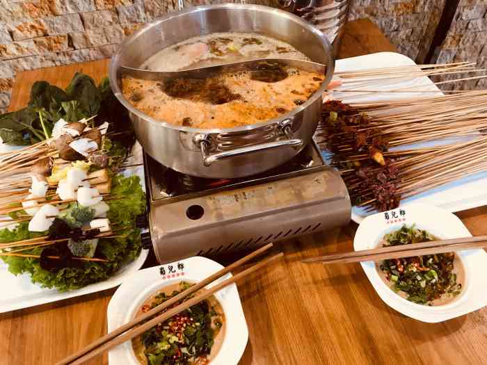 蜀儿郎市井串串(西安总店)-"位置在电子正街的街面,比较好找,第二次来