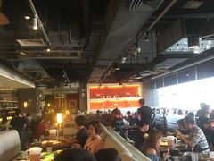 大堂-大头虾越式风味餐厅(光明广场店)