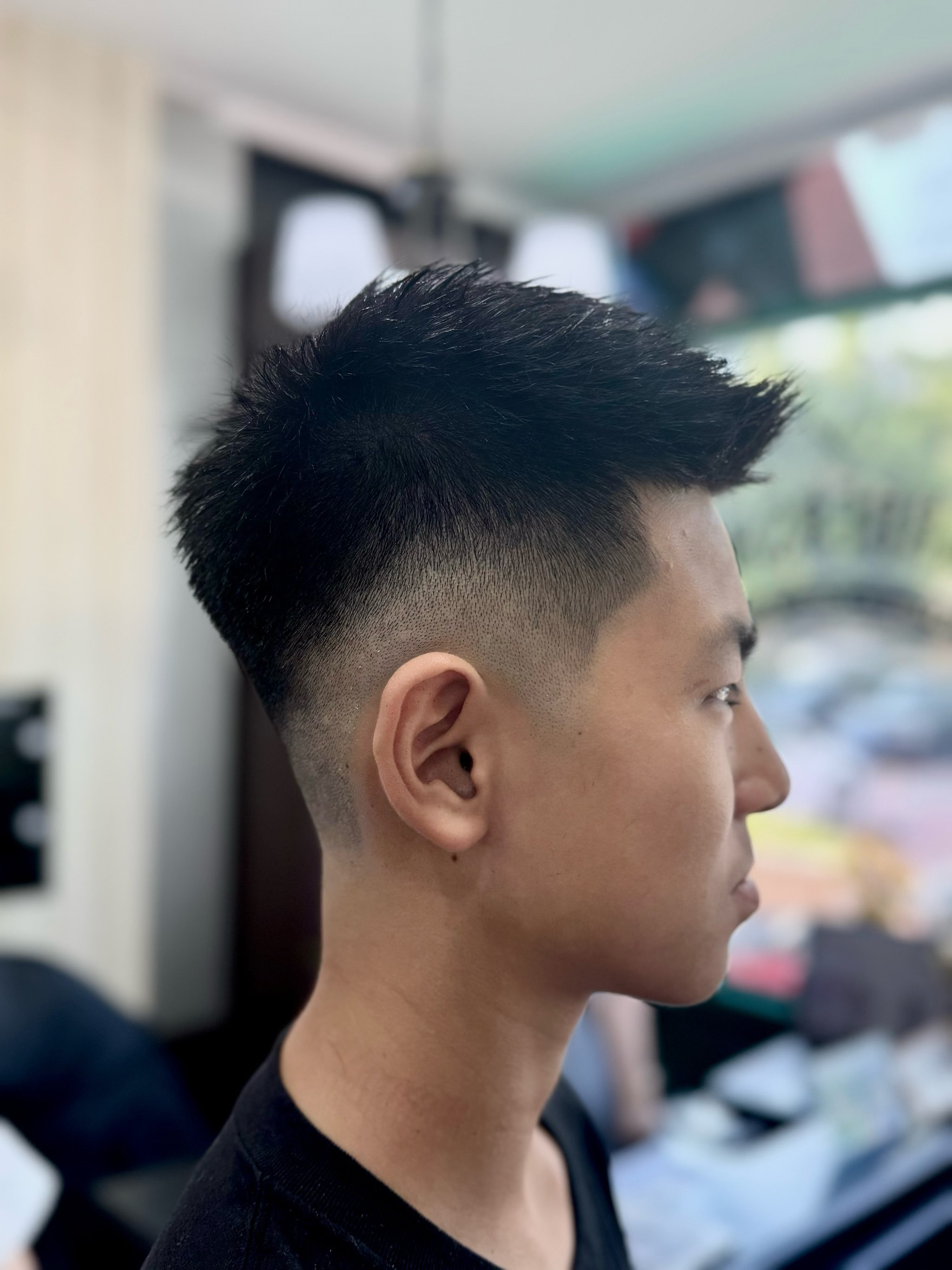 剪出男士的简约魅力