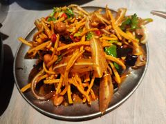 -巴厘龙虾·榜首油焖大虾(音乐学院·沿江酒馆店)