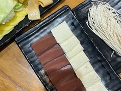 -呷哺呷哺(万达新世界店)