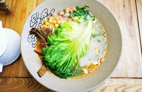 Soul-Grabbing Beef Offal Noodles
