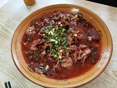水煮牛肉-重庆豆花饭