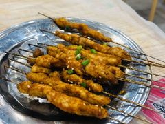 -江城燕子大排档(江汉路步行街店)