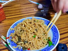 -一路飘香面馆
