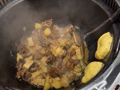 -玺炖·中国铁锅炖(虹桥天街店)