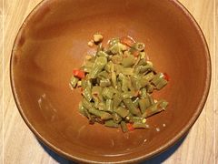 -先启半步颠小酒馆(虹桥龙湖天街店)