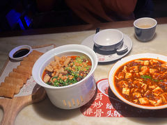 -绿茶餐厅(同成街华联店)