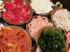 -黄潇洒老火锅(九眼桥宏济巷店)