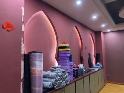 -威思丽高温瑜伽会馆