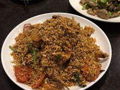 -乾坤饭店