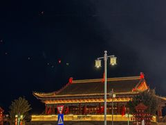 -巴陵广场