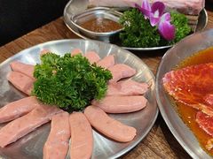 -明洞阿姨·韩式酱蟹烤肉·创意料理(三元桥店)