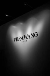 -Vera Wang婚纱礼服旗舰店