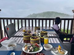 -三亚亚龙湾人间天堂鸟巢度假村
