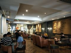 大堂-星巴克臻选(广州沙面店)