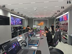 -ROG玩家国度(烟台众诚店)