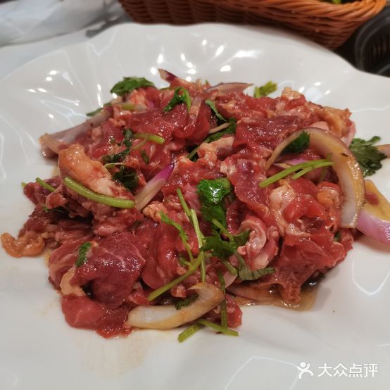 飘香居炭火烤肉(满洲里店)