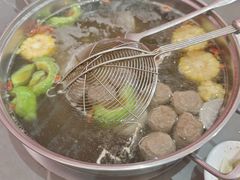 -官塘陈记鱼生·潮汕砂锅粥·潮汕生腌牛肉火锅(潮枫路总店)