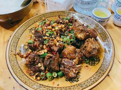 香辣巴骨肉-一品红烧鸭特色川菜(三岔湖店)