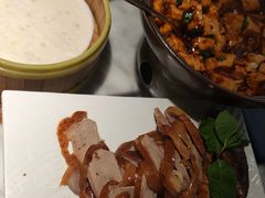 德胜枣木烤鸭-雀蓝川菜(奥体广场店)