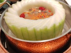 -得意咚瓜·顺德鱼生·冬瓜火锅(深圳首店)