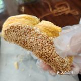 酥皮包裹蟹黄，香味独特！