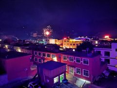 -百里峡七彩艺术小镇