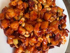 -鸿亨泰杂鱼馆(港馨家园店)