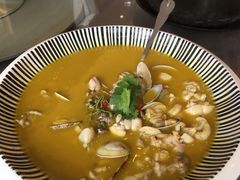 舌尖上的酸汤牛蛙-海景壹号大酒店(惠钱路店)