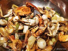 缤纷海鲜锅-七欣天香辣蟹火锅(上海银亿滨江店)