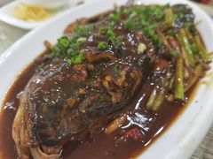 四明湖鱼头-品雅轩农家乐