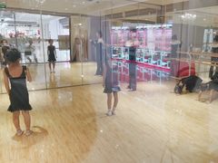 -炫艺舞蹈培训中心(枫尚奥特莱斯店)