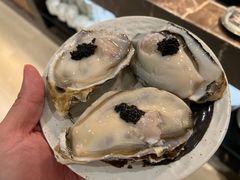 -广州万富希尔顿酒店·感趣自助餐厅·金秋蟹宴生蚝海鲜刺身