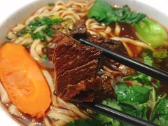 -贯一台湾牛肉面(八一七中路店)