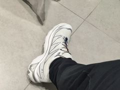 -SALOMON萨洛蒙(青岛海信店)