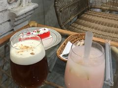-共舞时光猫咖·狗咖(新街口店)