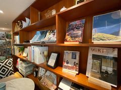 -彳亍咖啡·这里(水湾路店)