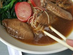 鸡翼牛腩汤面套餐-彗星餐厅(香港迪士尼乐园)