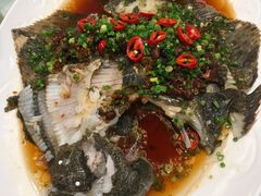 -小天鹅火锅·一线江景洪鼎旗舰店(洪崖洞店)