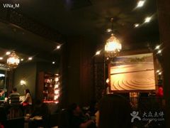 -星巴克臻选(上海中环广场2F店)