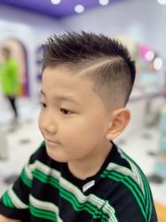 -Oh my head儿童理发(绿地·新田360店)